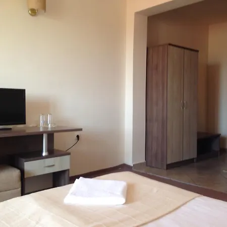 Laguna 酒店 洛泽内茨